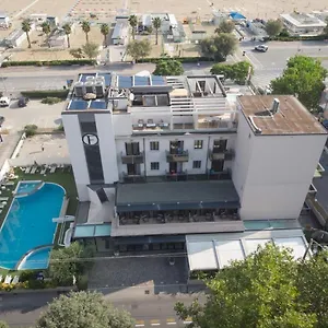 https://ferretti-beach.riccione-hotels.org